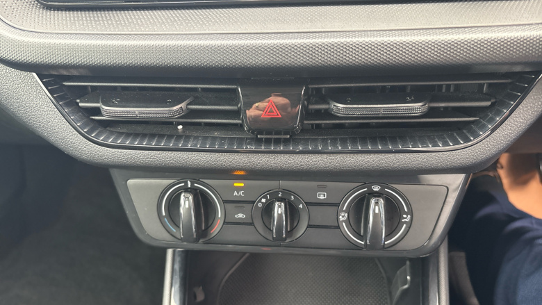 Skoda Fabia 1.0 MPI 80 SE Comfort 5dr Petrol Hatchback